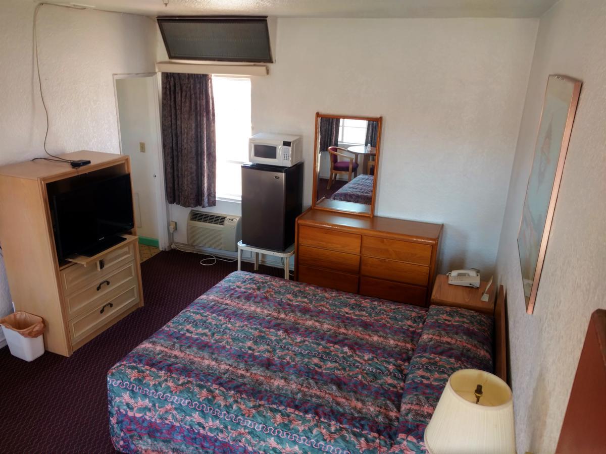 Highland Tower Motel Тусон Экстерьер фото