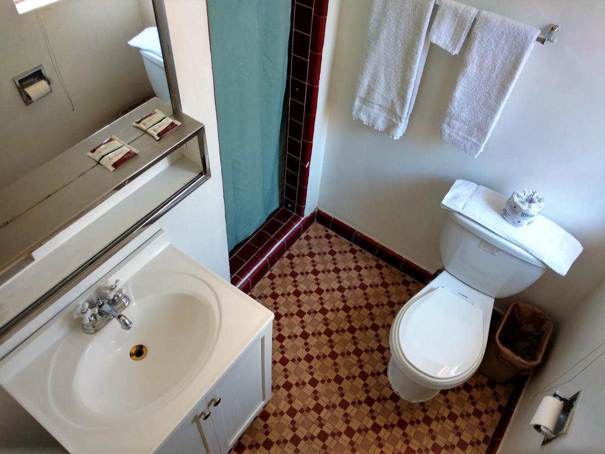Highland Tower Motel Тусон Экстерьер фото